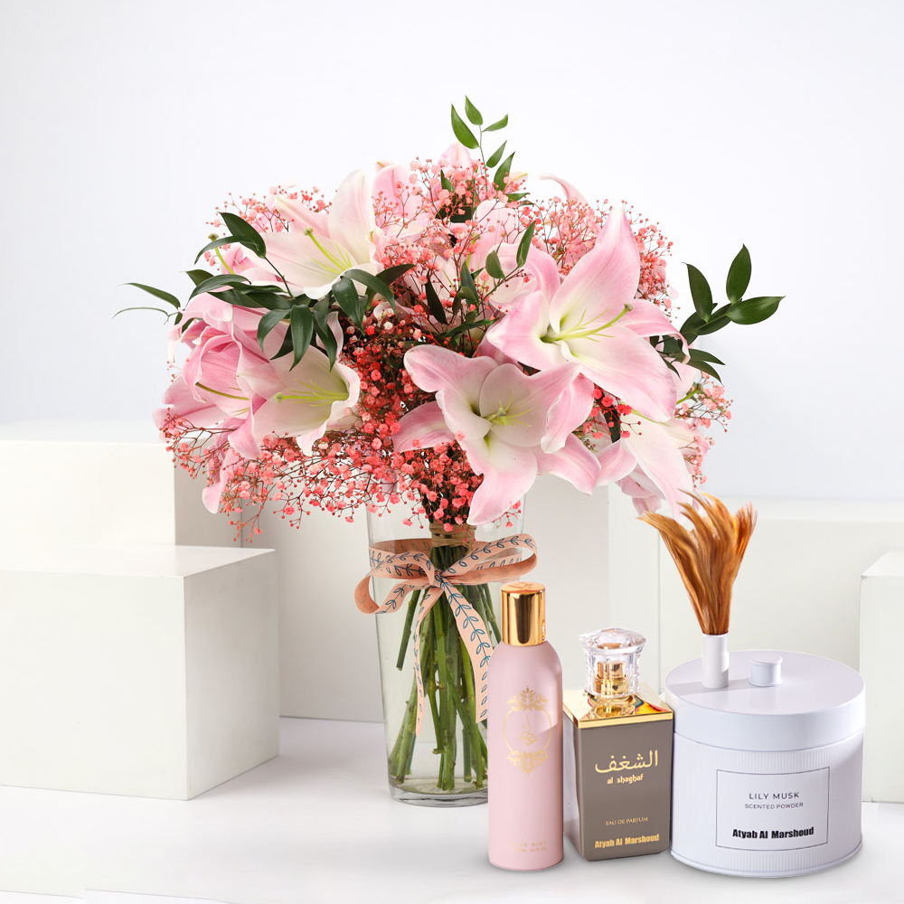 ِِِِAtyab Al Marshoud Set with Pink Lily, Glass Vase