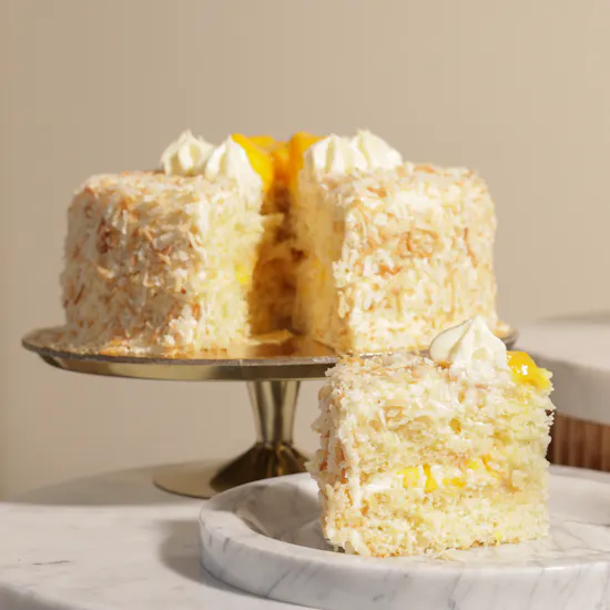 Sucre De Nada Coconut Mango Cake | Flowers Vase