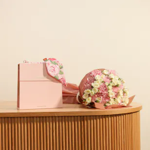 Bostani Chocolate Pink Floral Bag | Queen of My Heart Flowers