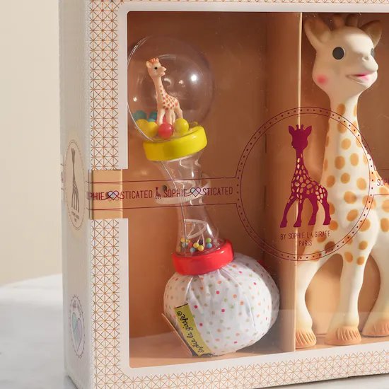 Peek A Boo Sophie La Girafe The Maracas Set