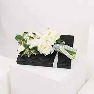 Very Elegant White with Bostani Chocolate 