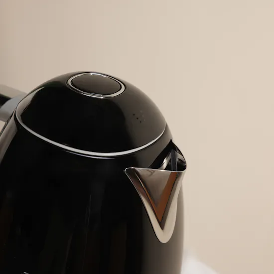Smeg Retro Style Electric Black Kettle | 1.7 Liter