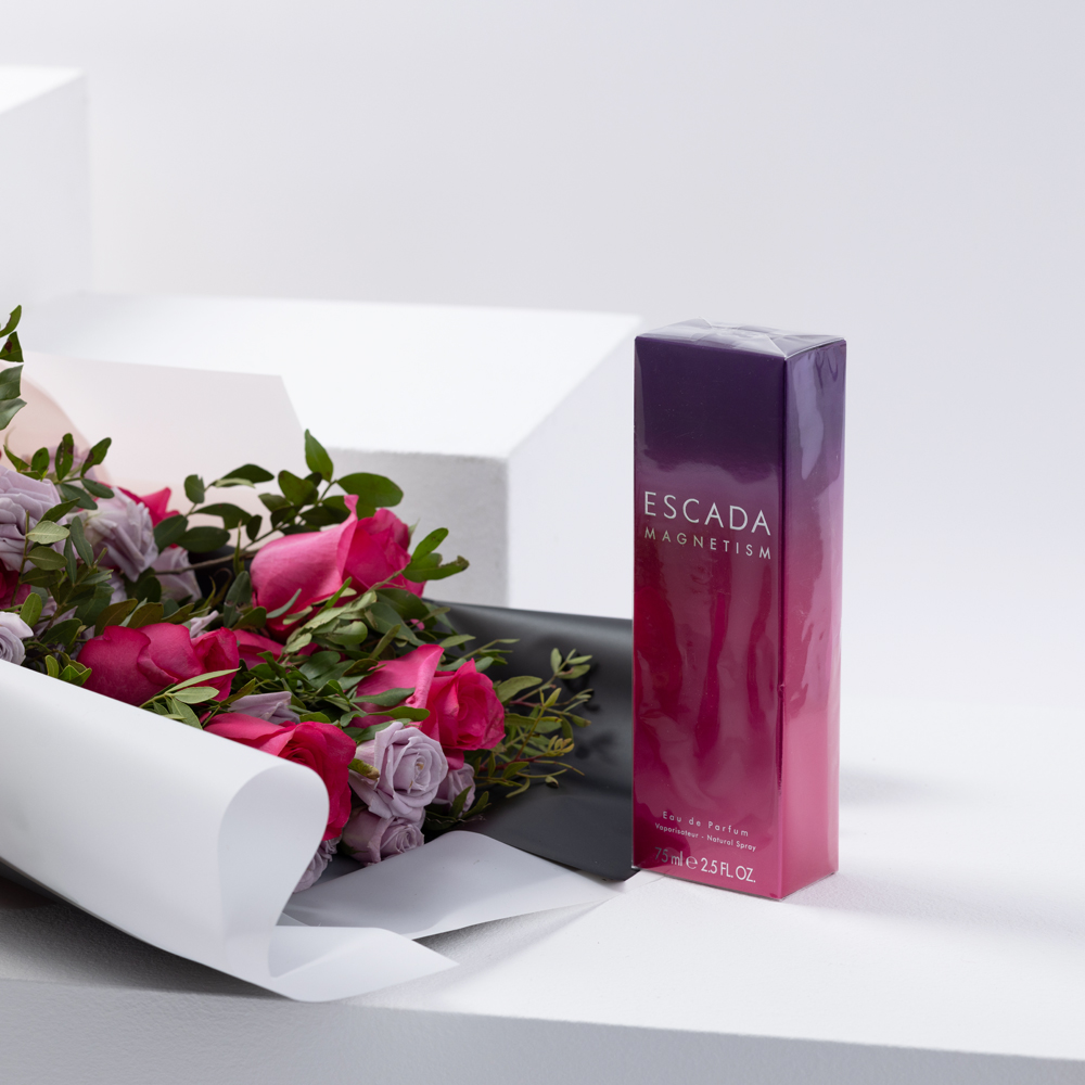 Escada discount rose perfume