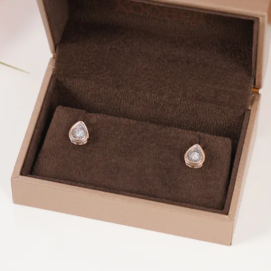 Kooheji Rose Gold Diamond Earring | Roses Bouquet