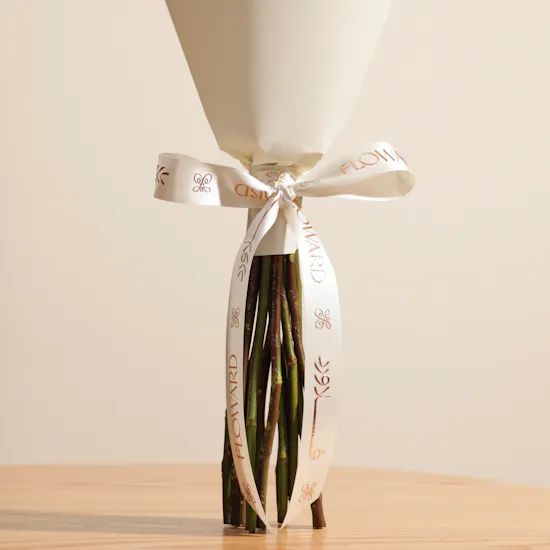 Alluring Roses Bouquet | 12 Flowers