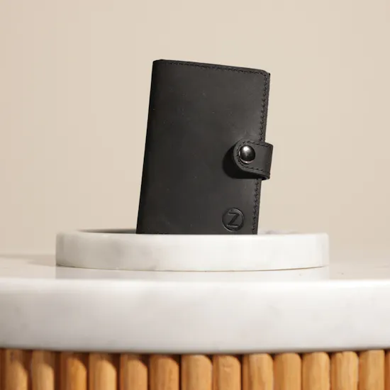 Zus Elegant Black Wallet for Men