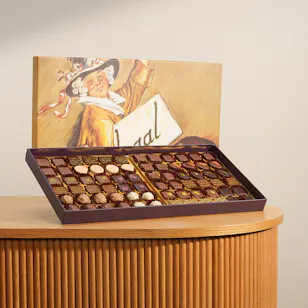 Schaal Iconic Paint Assorted Chocolate Box