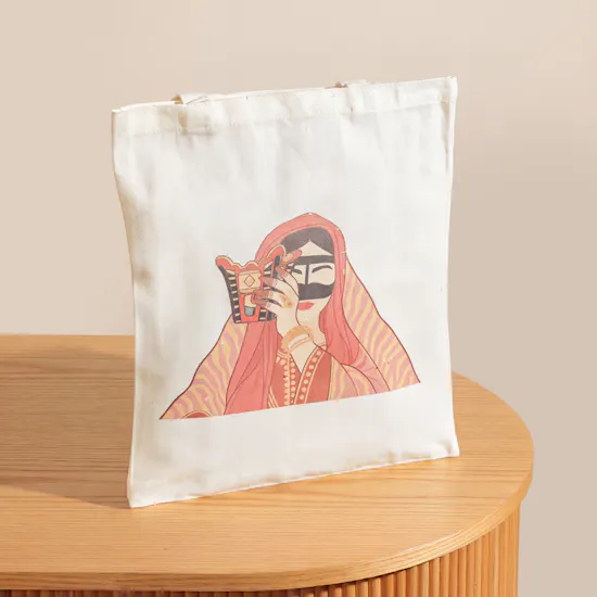 Glossy Touch Omani Women’s Day Tote Bag