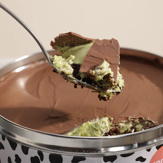 Sugarmoo Pistachio Kunafa Moocake