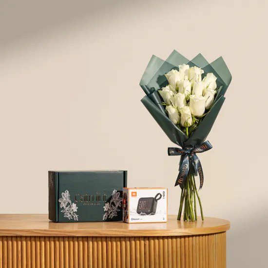 Signature Moments Gift Set | Majestic Flower Bouquet