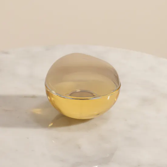 عطر جولدن ديليشس او دى بارفيوم للنساء من دي كيه إن واي | 100 مل