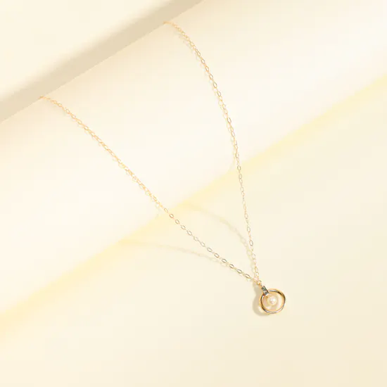Miss L' by L'azurde Pearl Necklace