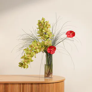 Vibrant Beauty Vase 