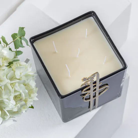 Nine Candle ESHQ | White Vase