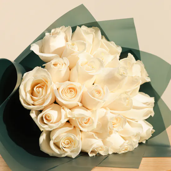 Floward 50 USD Card | Shiny Roses Bouquet