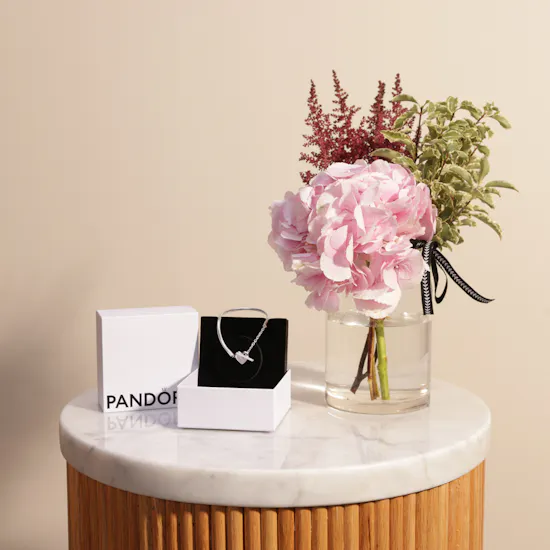 Pandora Unique Bracelet | Stunning Flowers Vase