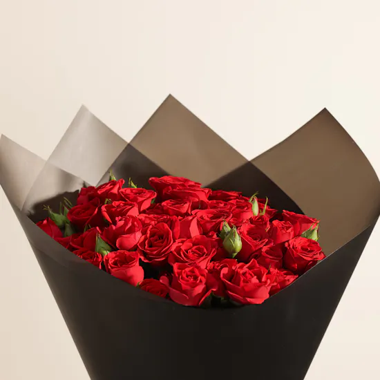 Nine Eshq Scented Candle | Elegance Flowers Arrangement