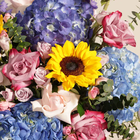 Morning Sky Flower Vase