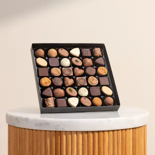 Läderach Praline and Truffle Assorted Large Chocolate Box