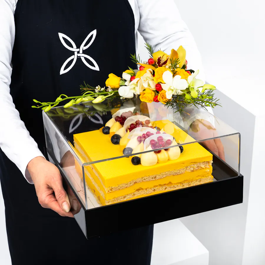 Opera Mango Cake with Flowers 4