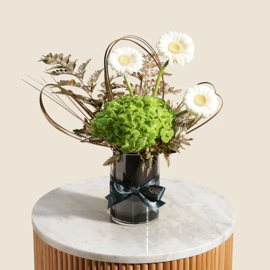 Midnight Charm Flower Vase