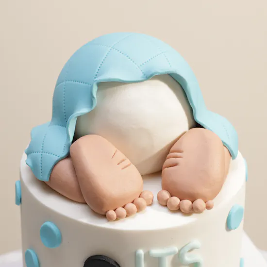 Floward Baby Born Boy Cake