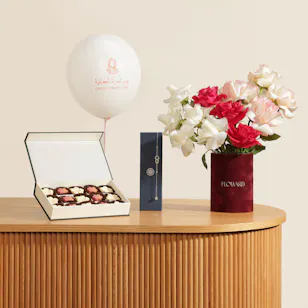 Sweet Charm Omani Women’s Day Gift Set
