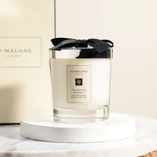 Jo Malone English Pear and Freesia Scented Candle