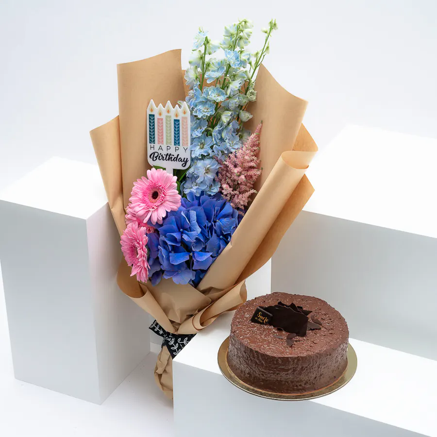 Sucre De Nada Crispy Chocolate Cake | Birthday Blooms 6