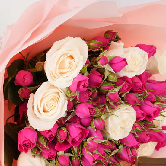 Bostani Small Signature Black Box | White Roses