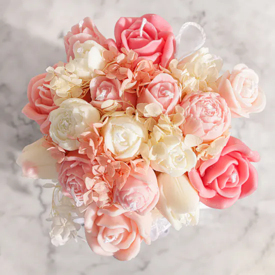 Lelido Medium Pink and White Rose Candle Bouquet | 150g