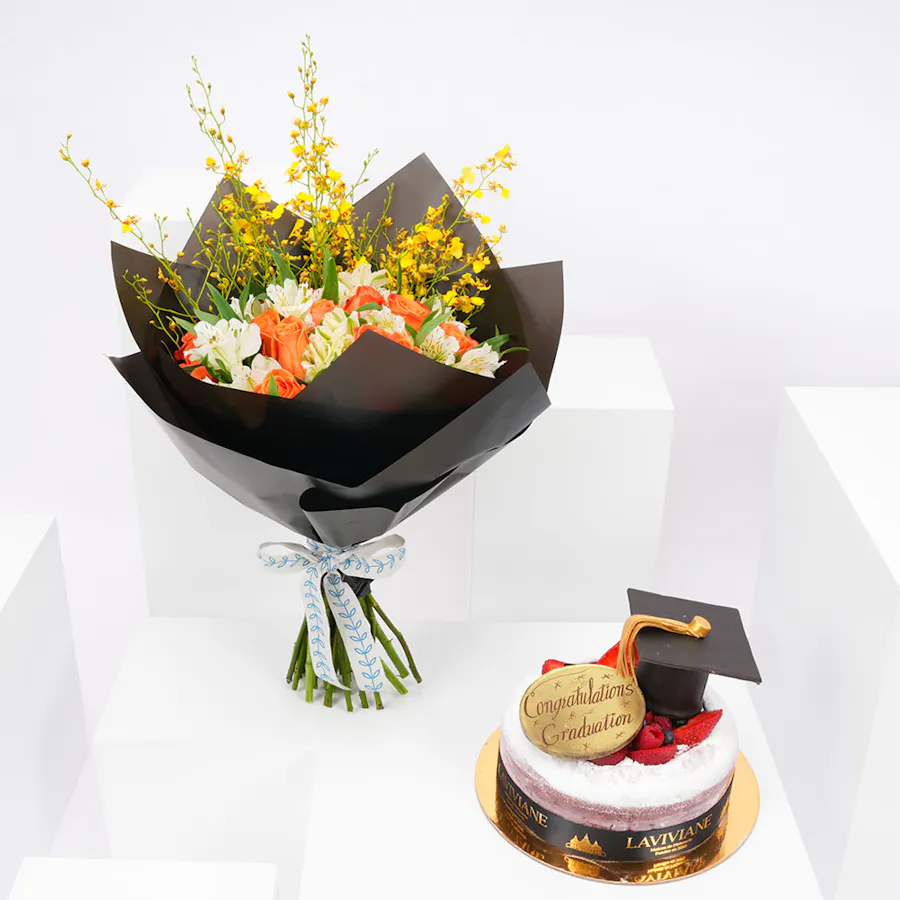 Laviviane Red Velvet Graduation Cake | Blooming Floral 2