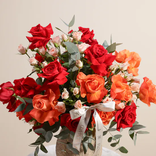 Nature’s Poise Roses Vase