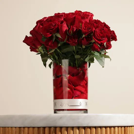 Red Beauty Vase