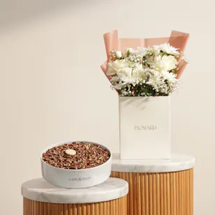 Aani & Dani Trifle Pecan Nut Caramel Cake | Simply to Delight You Flower Bouquet Aani & Dani Trifle Pecan Nut Caramel Cake | Simply to Delight You Flower Bouquet