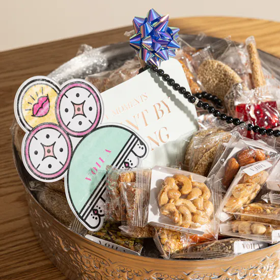 Voila Silver Cloche Mouled Sweet Gift Set | Unique Flowers