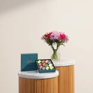 Venchi Murrine Gianduiotto Blue Gift Box | Grand Gesture Flowers