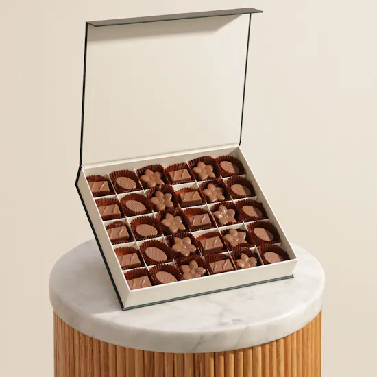 Floward Mix Medium Chocolate Box