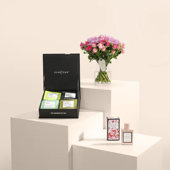 Avantcha Tea Set & Gucci Bloom EDP for Women and Flowers