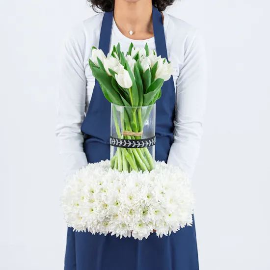 Snowy White | Glass Vase