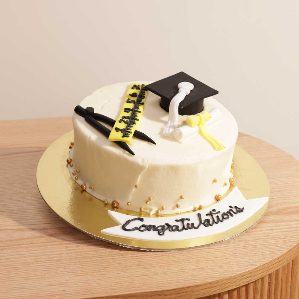 كيك التخرج من هِلِن بيكري | قسم الهندسة