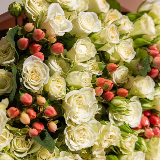 Heavenly Beauty Flowers Bouquet