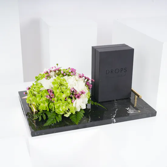 عطر التوت والعود من دروبس او دو بارفام 100مل | صينية الأزهار
