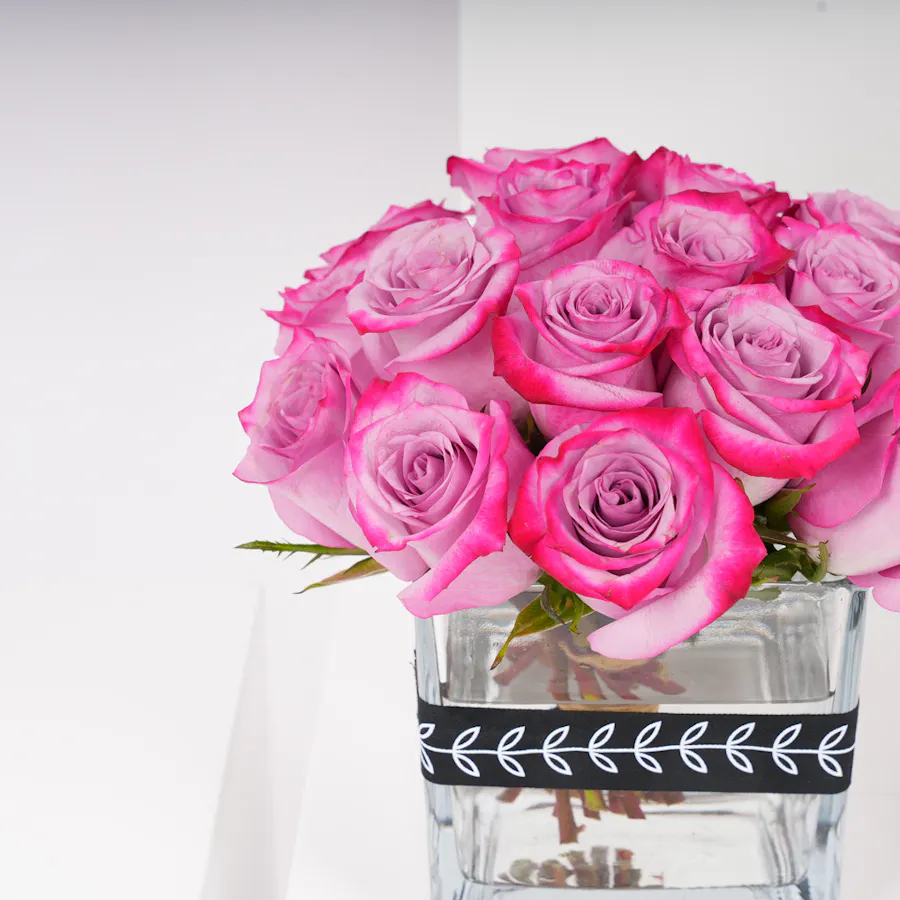 Chunk Happy Birthday Mini Cake | Roses Vase 2