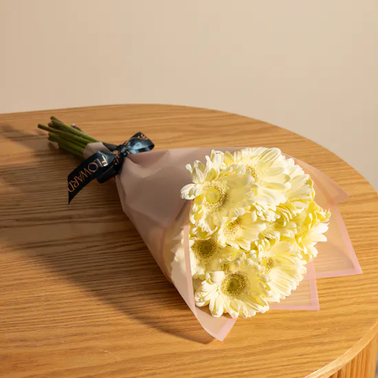 Moonlight Glow Flowers Bouquet
