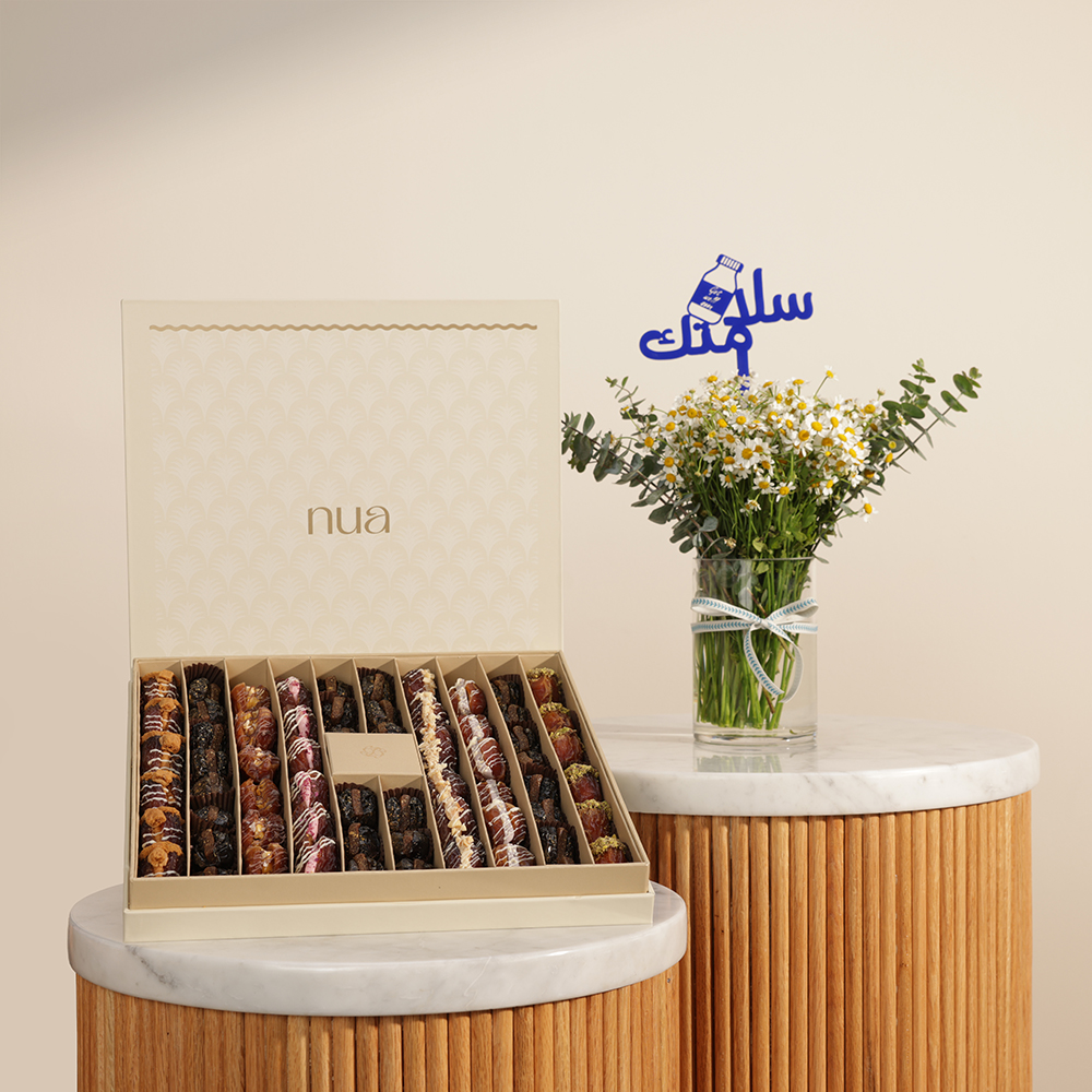 صندوق تمر محشو من نوا | مزهرية زهور سلامتك