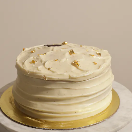 Sucre De Nada Vanilla Cake | Cheerful Wedding Congrats Flowers Vase