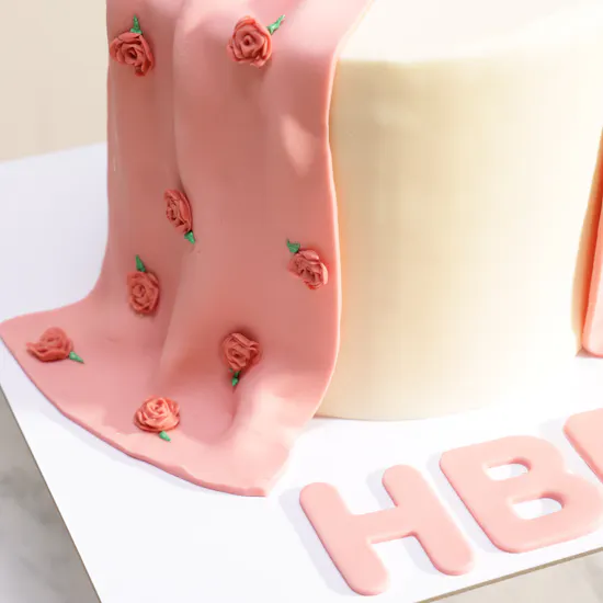 Floward Rosy Ribbon Fantasy Birthday Cake