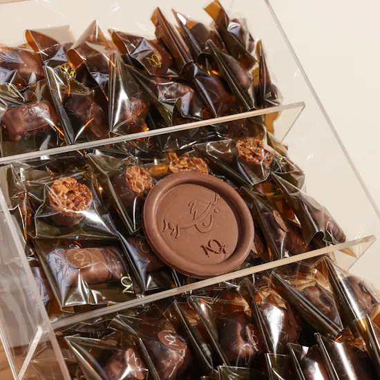 Nor Noyau Hajj Chocolate Box