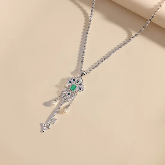 Floward Key of The World Diamond Necklace